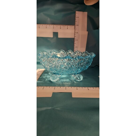 Vintage Blue Daisy & Button Pressed Glass Footed Bowl 3-Leg 6.5" Retro - Picture 9 of 11
